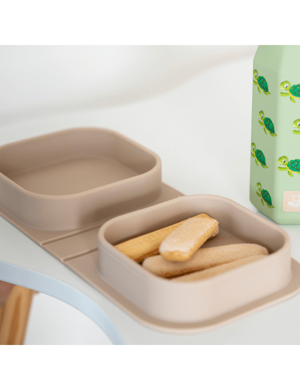 Lunch box